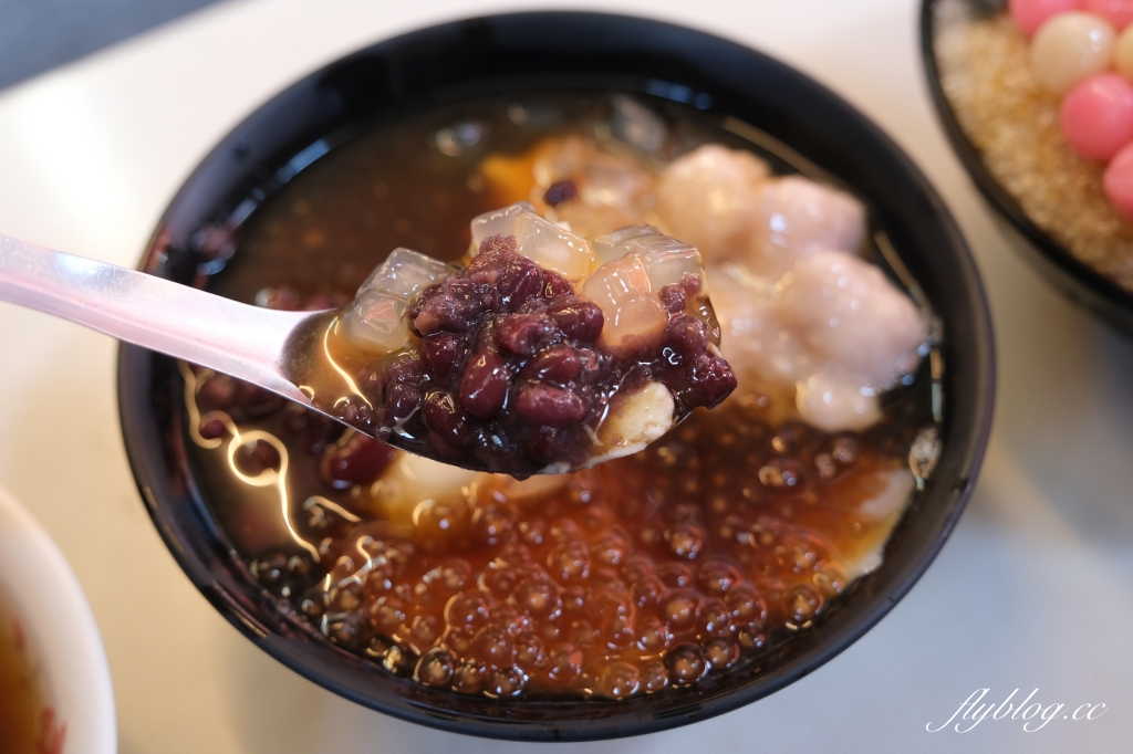 台南中西｜阿川粉圓冰，湯圓控必訪的紅白粉圓冰，滿滿的一碗湯圓好療癒 @飛天璇的口袋