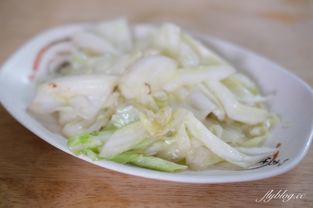 西羅殿牛肉湯|凌晨4點半就開始賣的「西羅殿牛肉湯」,台南人早餐就開始吃牛肉湯 @飛天璇的口袋 西羅殿牛肉湯|凌晨4點半就開始賣的「西羅殿牛肉湯」,台南人早餐就開始吃牛肉湯 @飛天璇的口袋