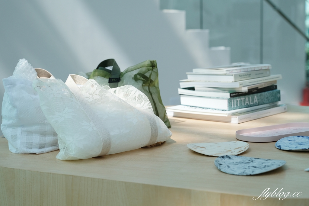 台南中西｜南美春室 The POOL，台南美術二館玻璃屋咖啡館，以天空公園為概念建築美學 @飛天璇的口袋