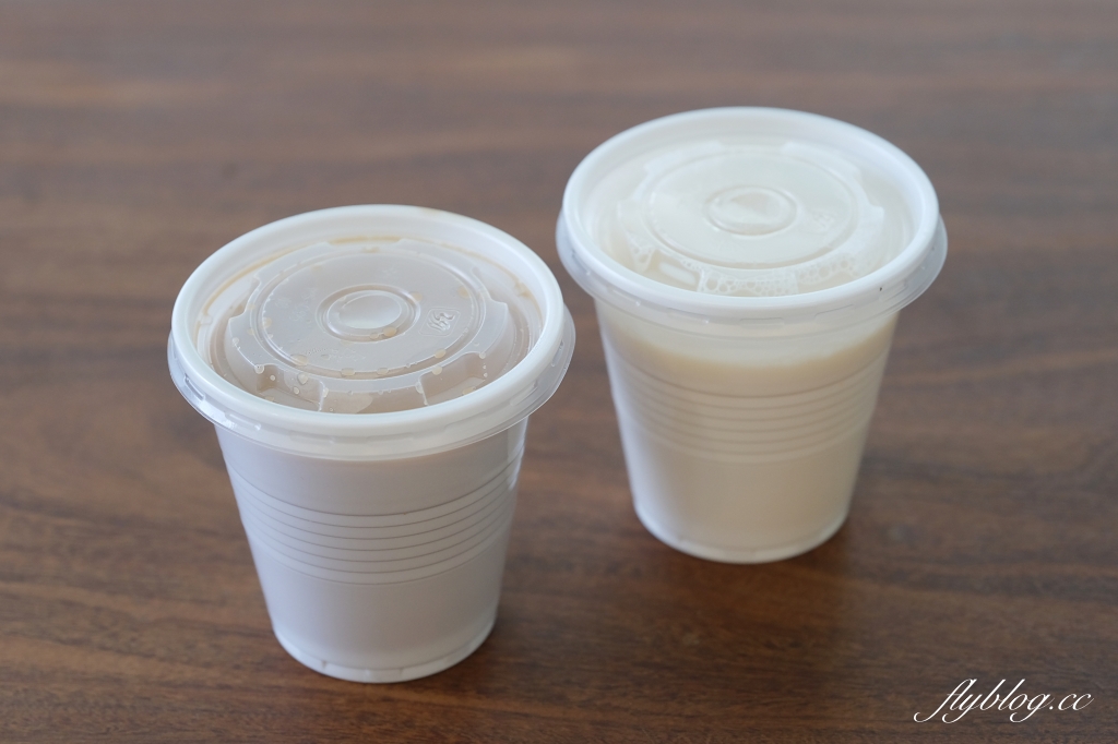 苗栗三義|三義大街無名飯糰.早上8:30前就售完的菜市場飯糰,平日早上也要排隊才買得到 @飛天璇的口袋 苗栗三義|三義大街無名飯糰.早上8:30前就售完的菜市場飯糰,平日早上也要排隊才買得到 @飛天璇的口袋