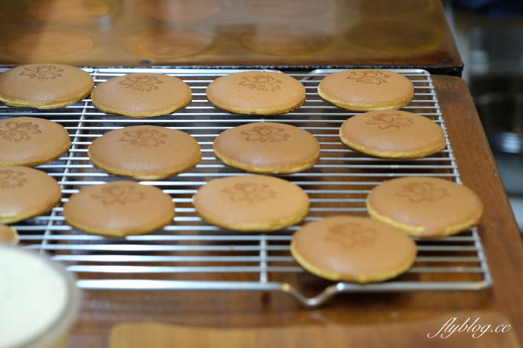 苗栗銅鑼|雙峰草堂.隱身在山坡上的咖啡館,銅鑼真的有賣銅鑼燒 @飛天璇的口袋 苗栗銅鑼|雙峰草堂.隱身在山坡上的咖啡館,銅鑼真的有賣銅鑼燒 @飛天璇的口袋