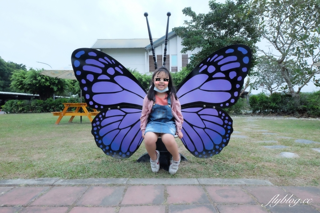 【嘉義東區】新嘉大昆蟲館~全台唯一的旋轉彩蝶柱「嘉義昆蟲館」,夢幻好拍的蝴蝶溫室花園 @飛天璇的口袋 【嘉義東區】新嘉大昆蟲館~全台唯一的旋轉彩蝶柱「嘉義昆蟲館」,夢幻好拍的蝴蝶溫室花園 @飛天璇的口袋
