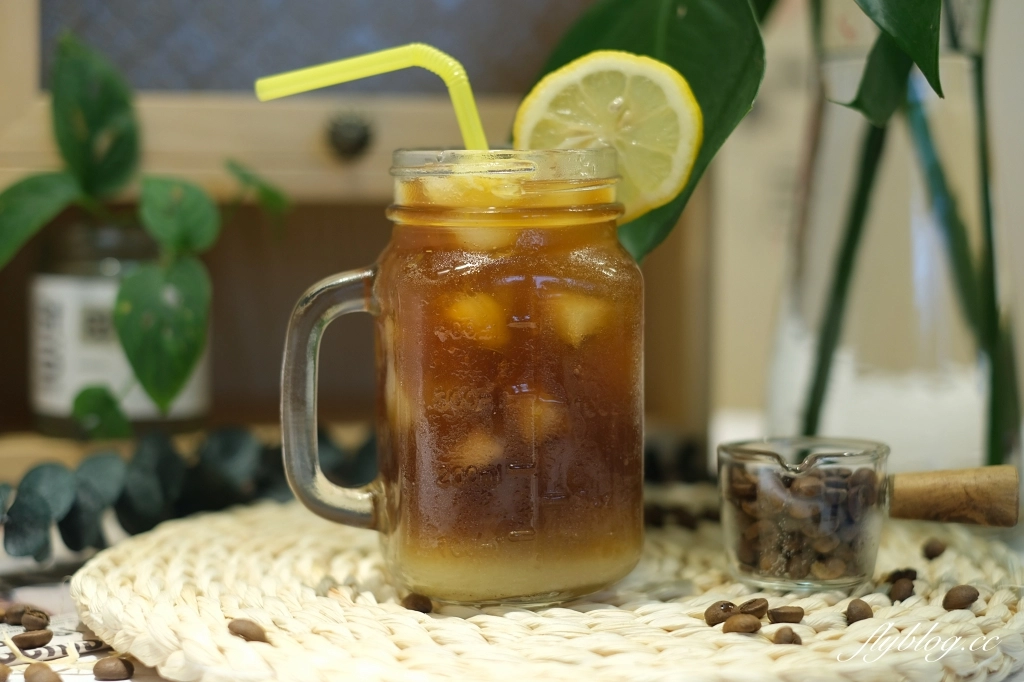 西西里檸檬咖啡做法｜夏天喝超清爽！用耳掛包做西西里檸檬咖啡，把家裡變成咖啡館 @飛天璇的口袋