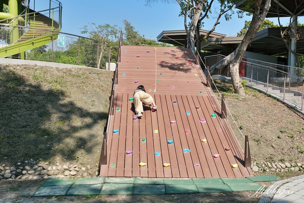 彰化社頭｜清水那方．全台首創的溫泉Spa豪華露營，溜滑梯、沙坑、泡腳池、體適能區 @飛天璇的口袋