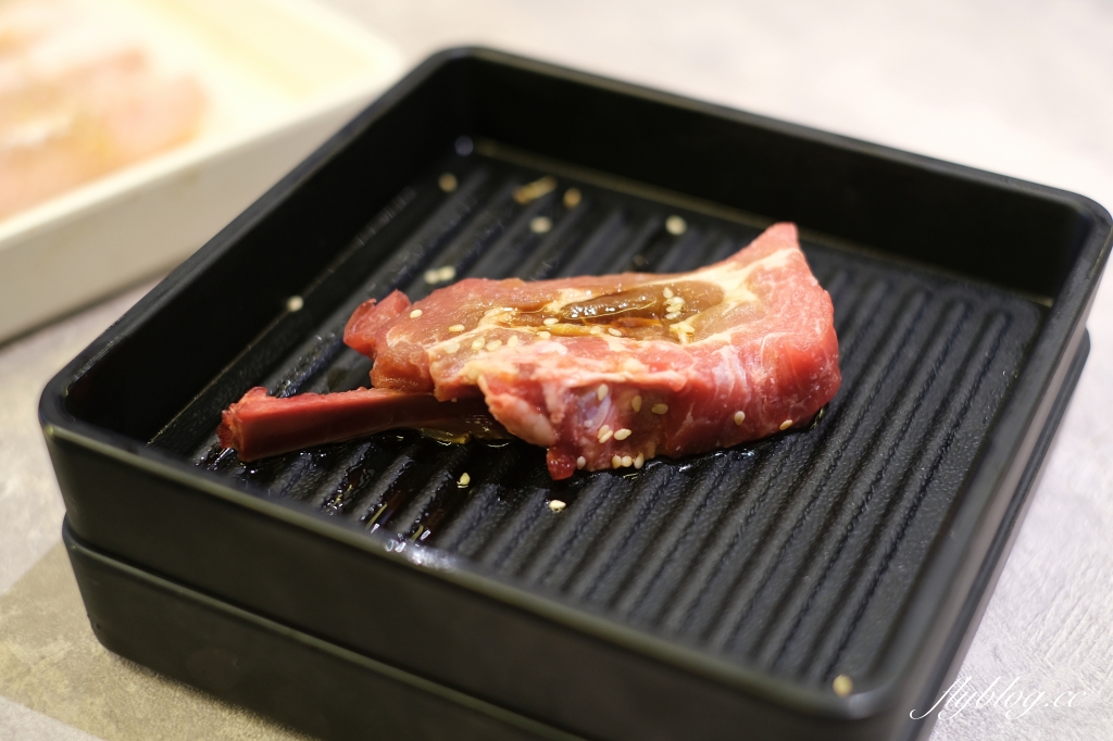 台中北屯｜肉次方台中崇德文心店．王品集團燒肉吃到飽，主打588以上燒肉吃到飽 @飛天璇的口袋