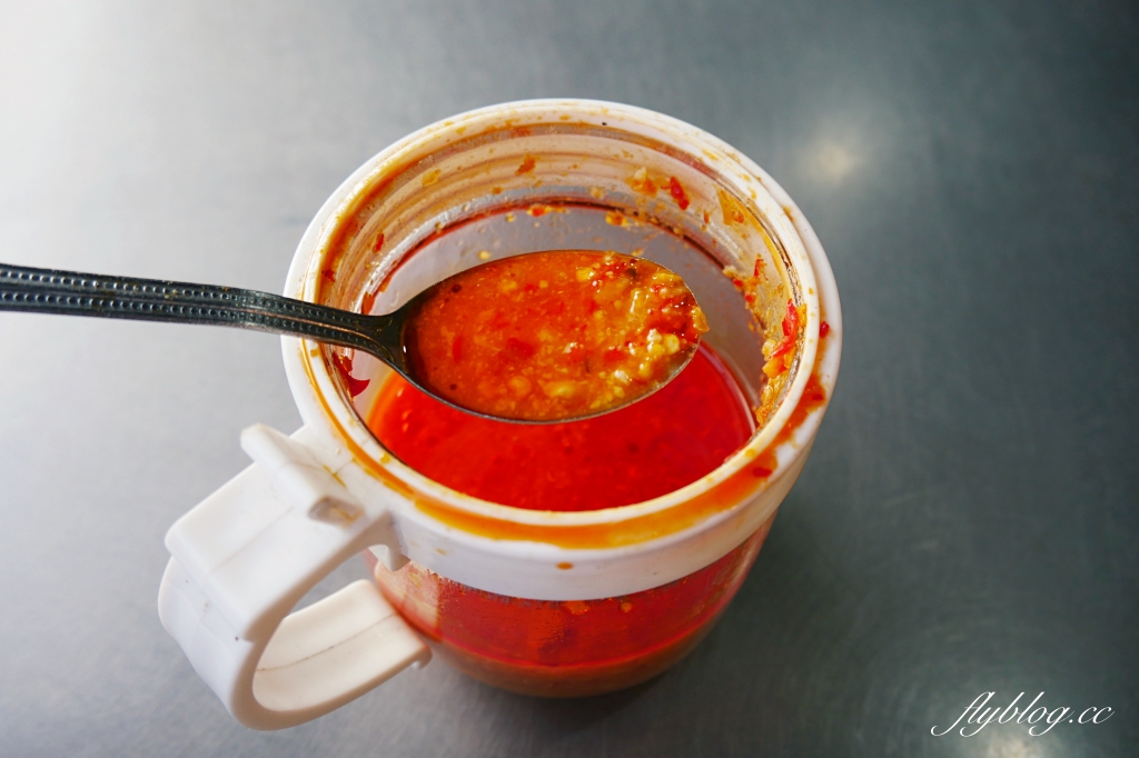 通霄廟口阿嬤臭豆腐｜通霄在地50年的臭豆腐，考試100分可以免費吃 @飛天璇的口袋