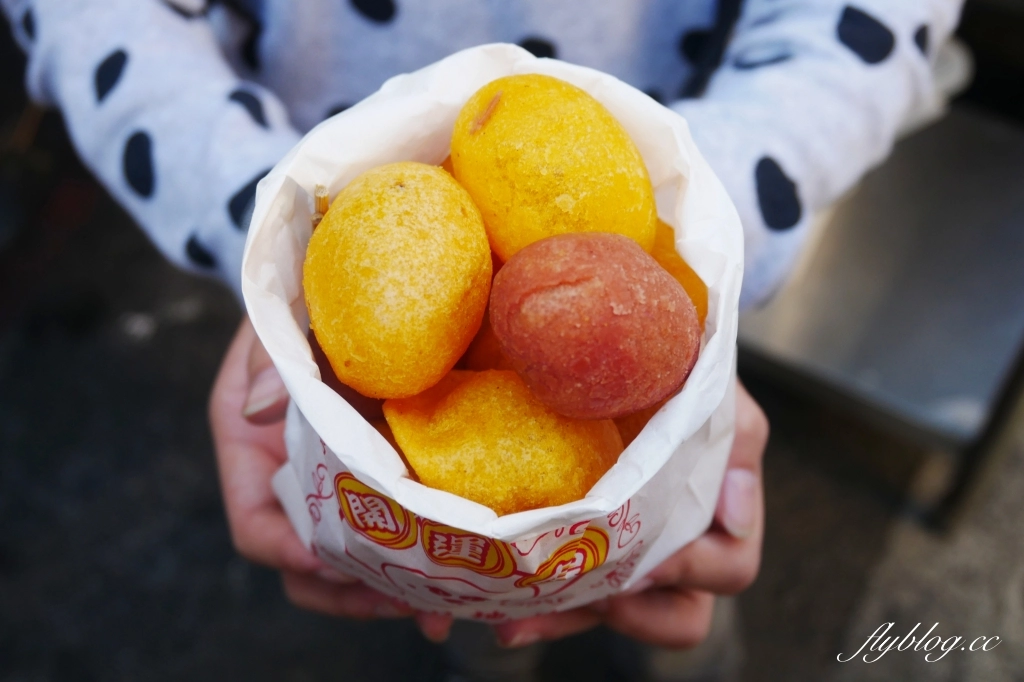 開運屋地瓜球｜中原夜市人氣地瓜球，一出爐就秒殺的銅板美食 @飛天璇的口袋