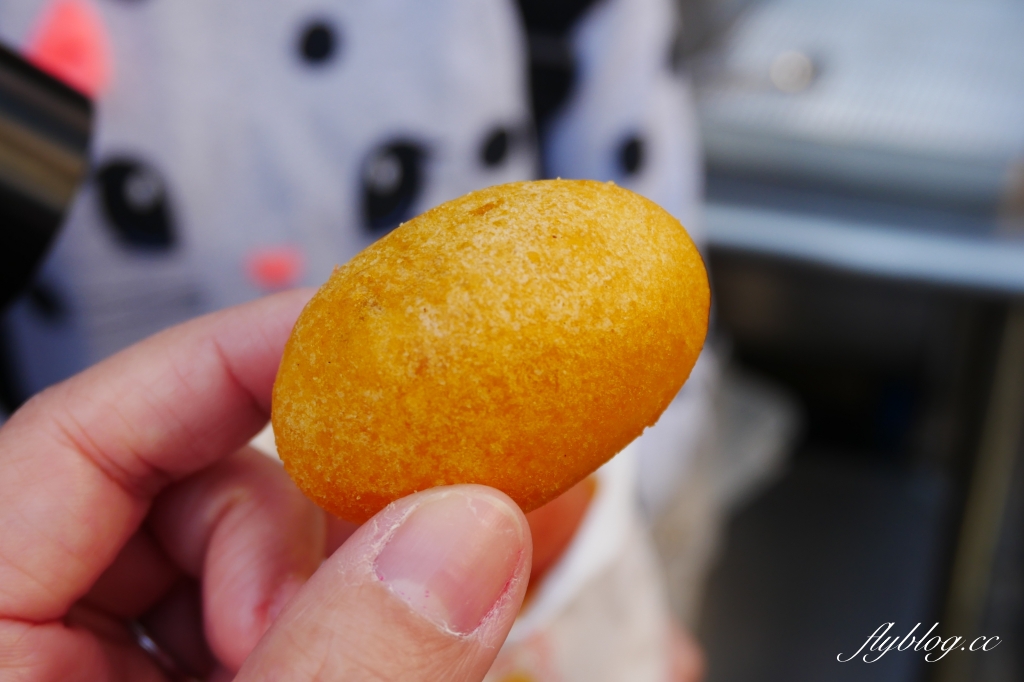 開運屋地瓜球｜中原夜市人氣地瓜球，一出爐就秒殺的銅板美食 @飛天璇的口袋