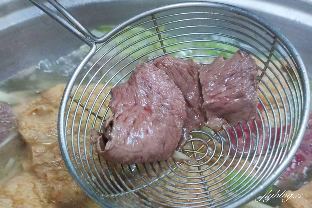 嘉義新港｜光復牛肉店，開很遠的車也要來吃的溫體牛肉鍋 @飛天璇的口袋