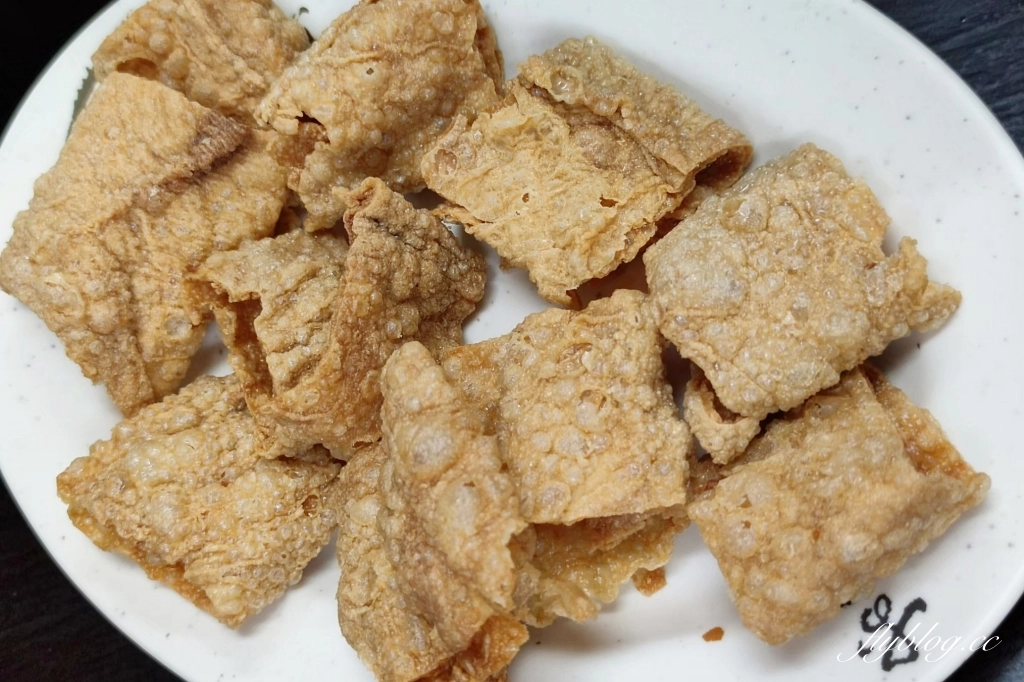 嘉義新港｜光復牛肉店，開很遠的車也要來吃的溫體牛肉鍋 @飛天璇的口袋