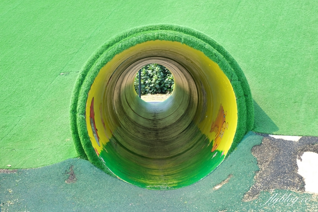 苗栗竹南｜獅山多功能運動公園，竹南多功能親子公園，七線道火炎山溜滑梯 @飛天璇的口袋