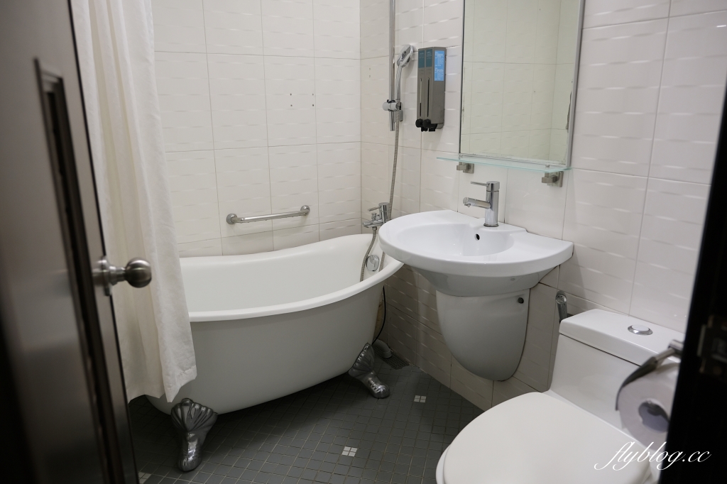 台南中西｜捷喬商務旅館．台南市中心的商旅飯店，碳佐麻里的起家厝 @飛天璇的口袋