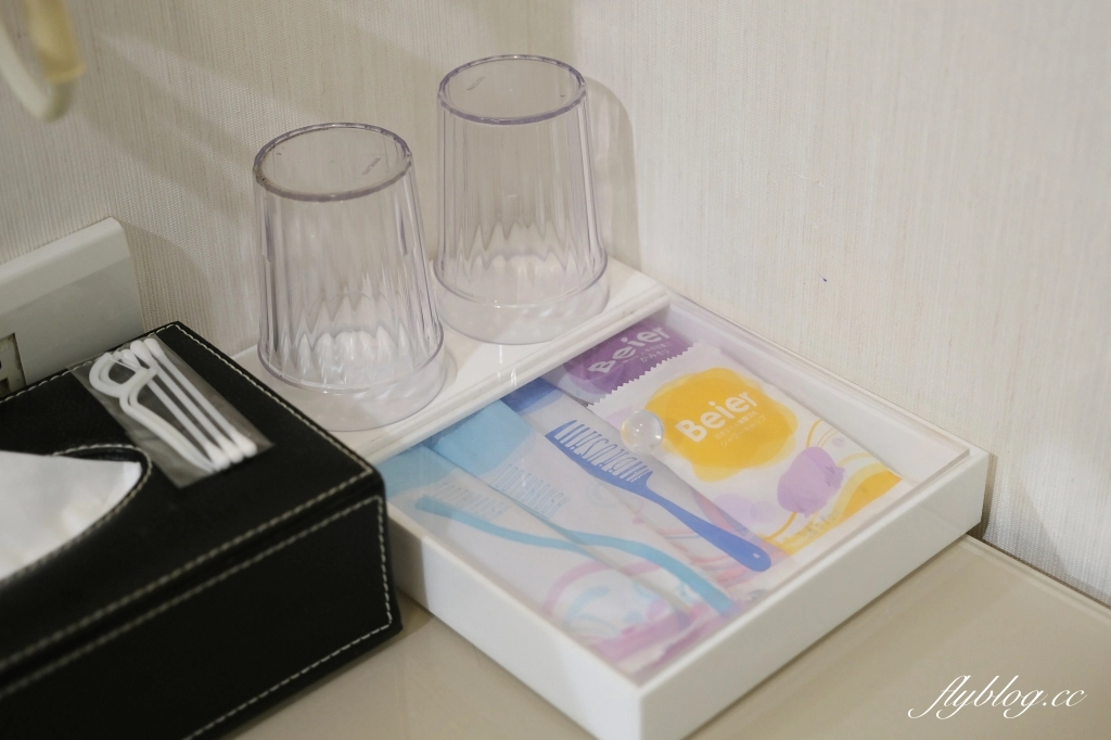 台南中西｜捷喬商務旅館．台南市中心的商旅飯店，碳佐麻里的起家厝 @飛天璇的口袋