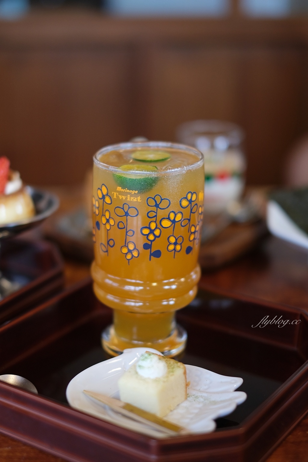 台南中西｜島鹿喫茶．隱身巷弄裡的的老宅咖啡館，充滿日式昭和時代氛圍 @飛天璇的口袋