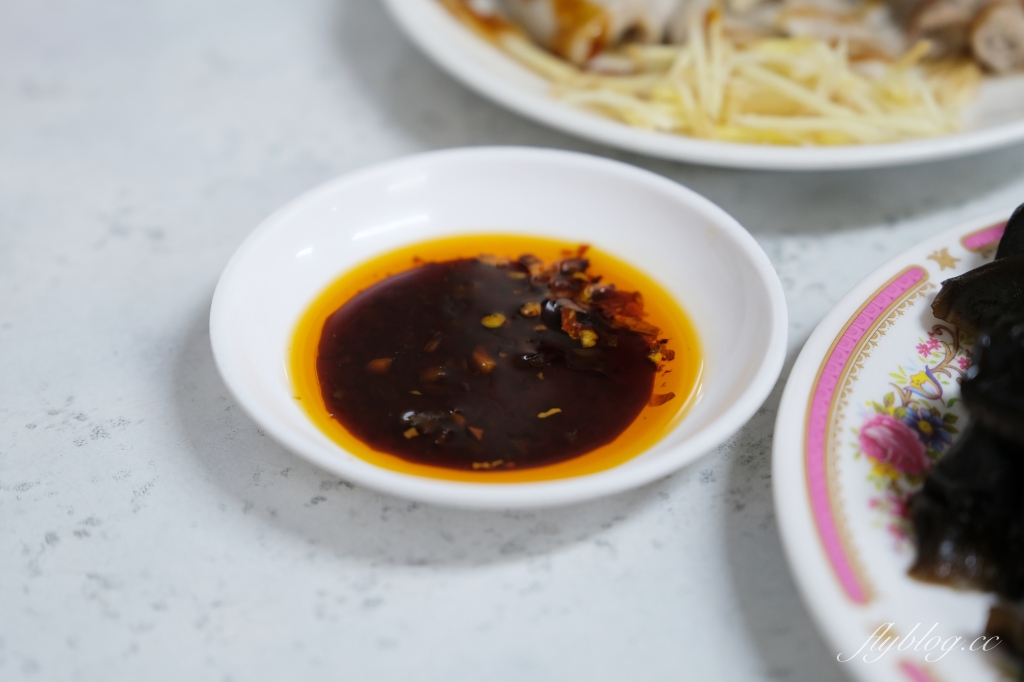 苗栗卓蘭｜細珍小吃店，卓蘭必吃小吃店，推薦三角圓、水餃和餛飩湯 @飛天璇的口袋