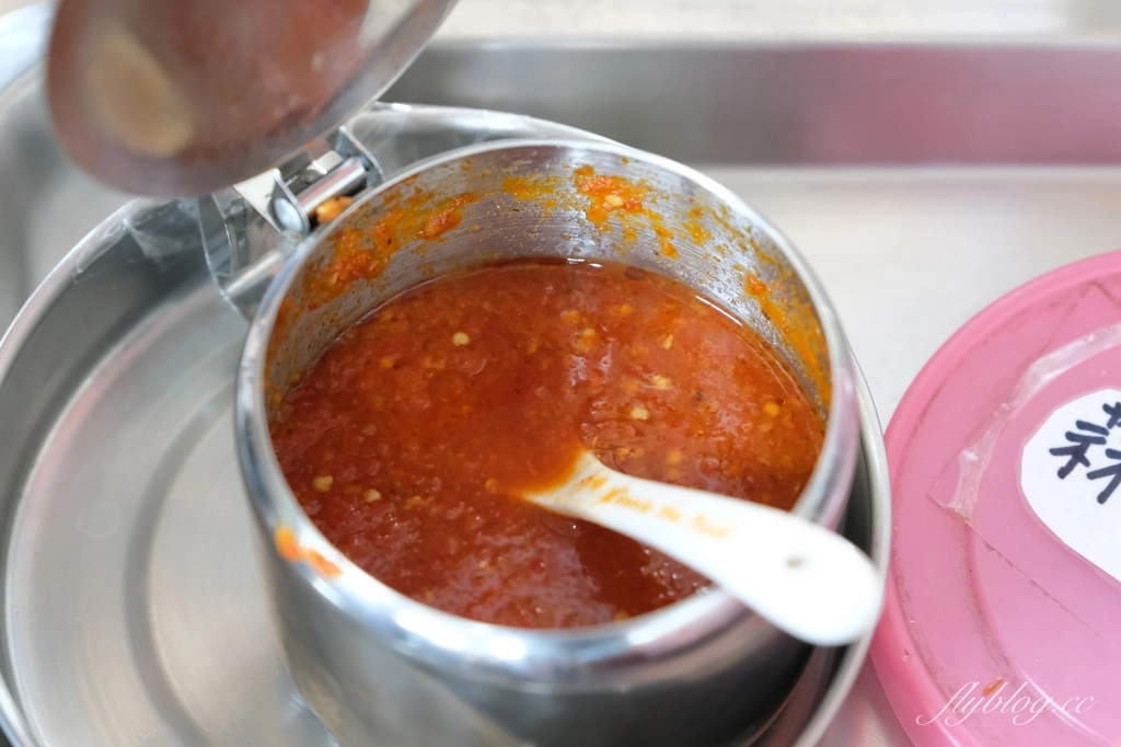 苗栗卓蘭｜細珍小吃店，卓蘭必吃小吃店，推薦三角圓、水餃和餛飩湯 @飛天璇的口袋