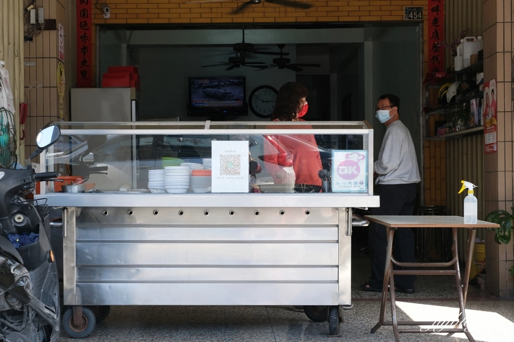 溪畔肉圓｜在地人必吃「溪畔肉圓」，田尾80年的銅板美食 @飛天璇的口袋