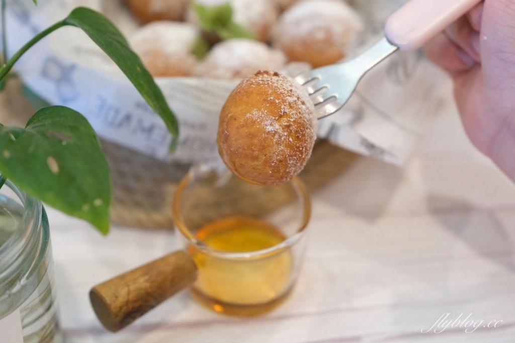 豆乳甜甜圈做法｜用鬆餅粉和豆腐做出「豆乳甜甜圈食譜」，免發酵免烤箱10分鐘就完成 @飛天璇的口袋