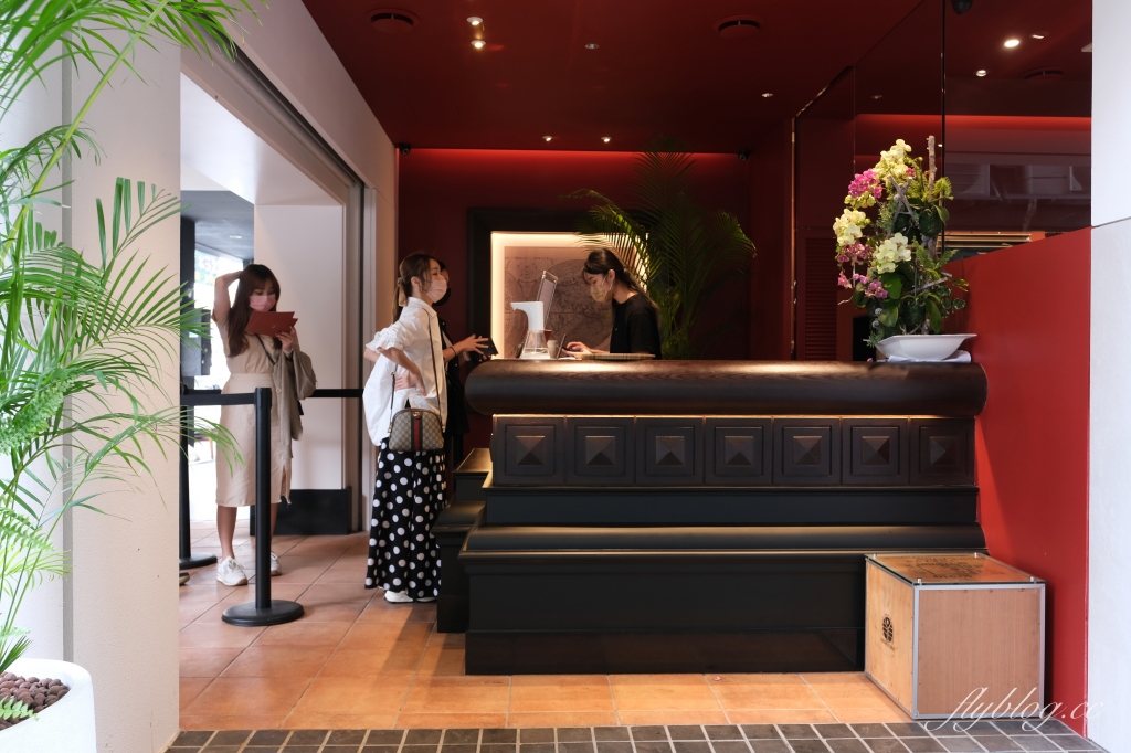 BLIKE奶茶專門｜充滿斯里蘭卡風情的「BLIKE奶茶」，公益路網美IG打卡熱門手搖飲 @飛天璇的口袋