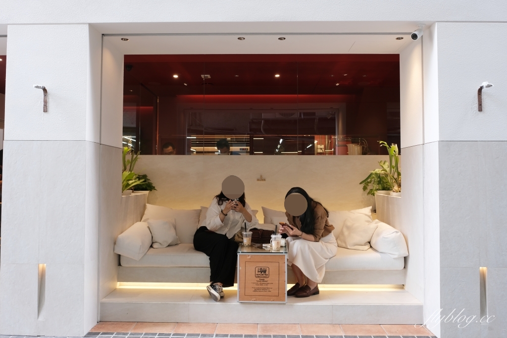 BLIKE奶茶專門｜充滿斯里蘭卡風情的「BLIKE奶茶」，公益路網美IG打卡熱門手搖飲 @飛天璇的口袋