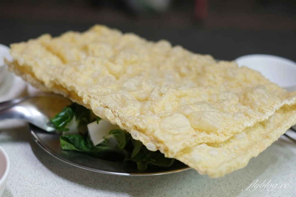 台中中區｜汕頭牛肉劉沙茶總店，電子街在地60年的炭火沙茶鍋，傳承老兵父親的好手藝 @飛天璇的口袋