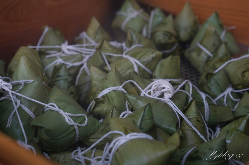 新竹橫山｜范阿嬤野薑花粽｜在地60年！內灣野薑花粽創始店，假日一賣就是數千個 @飛天璇的口袋