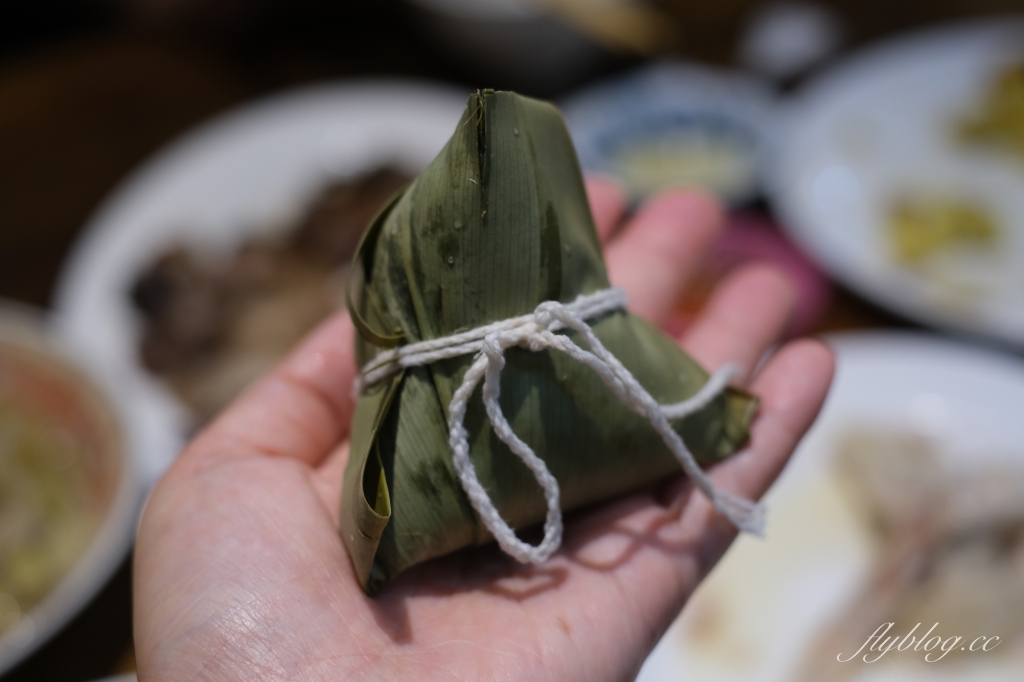 新竹橫山｜范阿嬤野薑花粽｜在地60年！內灣野薑花粽創始店，假日一賣就是數千個 @飛天璇的口袋