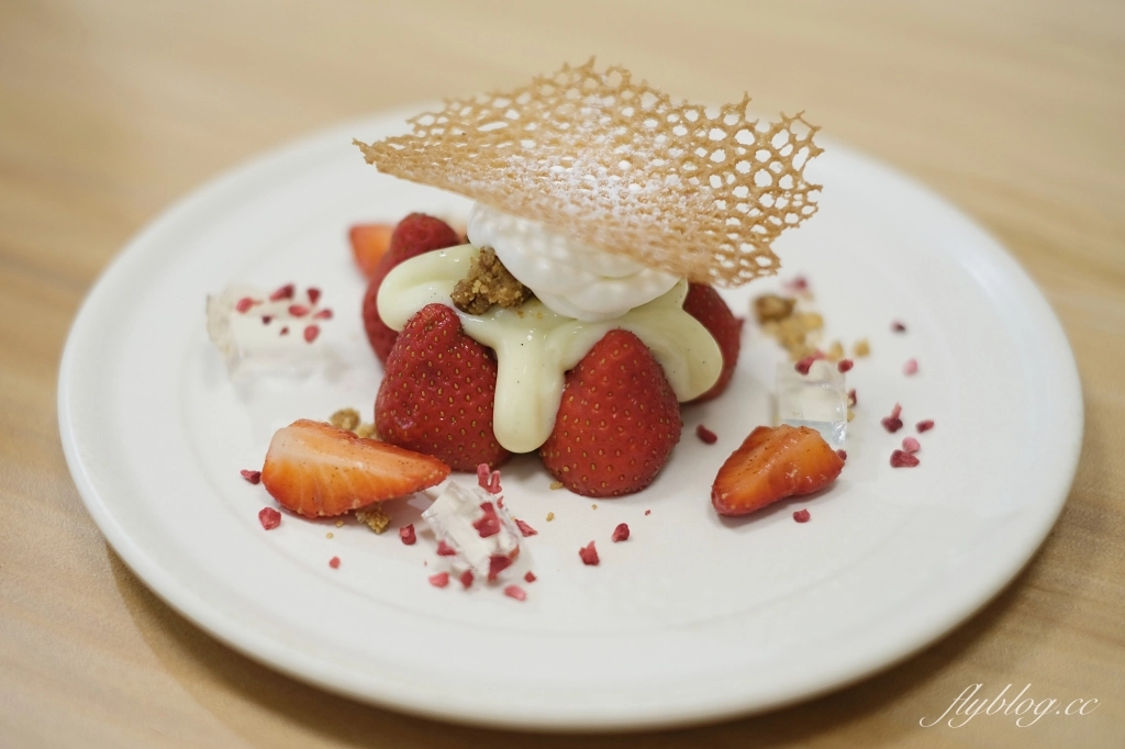 新竹橫山｜青夏 AONATSU．隱身內灣老街巷裡弄的老宅甜點，品嚐藍帶學校甜點好手藝 @飛天璇的口袋