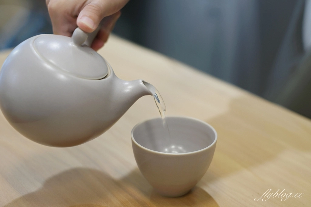 新竹橫山｜青夏 AONATSU．隱身內灣老街巷裡弄的老宅甜點，品嚐藍帶學校甜點好手藝 @飛天璇的口袋