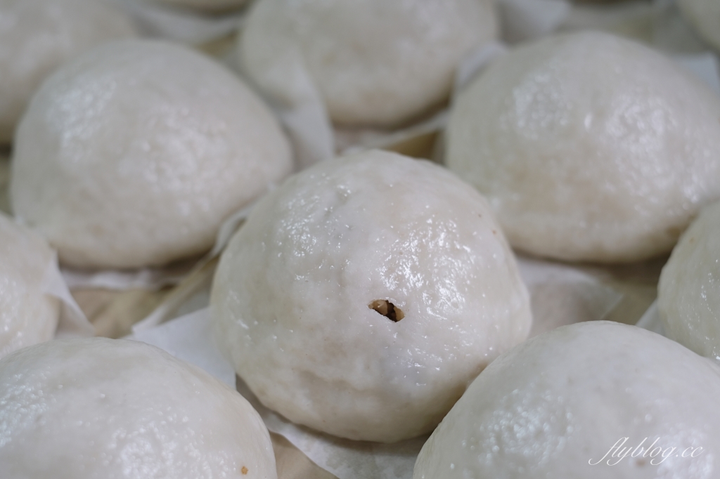 新竹橫山｜大嬸婆紫玉菜包｜內灣老街必吃大嬸婆草仔粿，一抵達就先預約才可以免久候 @飛天璇的口袋