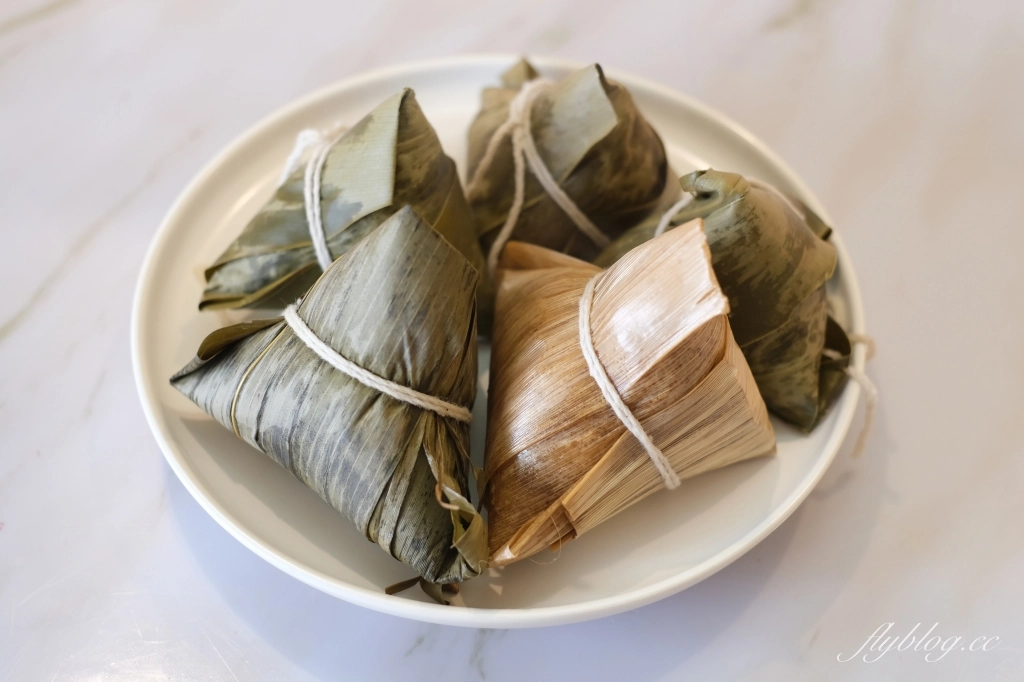 新竹橫山｜范阿嬤野薑花粽｜在地60年！內灣野薑花粽創始店，假日一賣就是數千個 @飛天璇的口袋