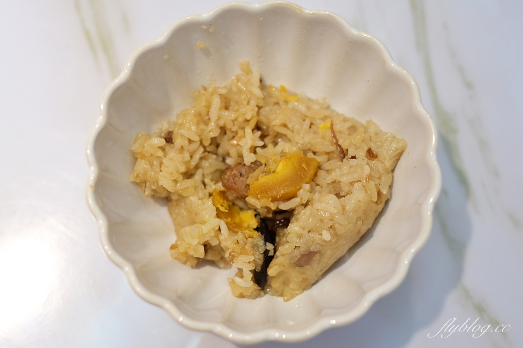 新竹橫山｜范阿嬤野薑花粽｜在地60年！內灣野薑花粽創始店，假日一賣就是數千個 @飛天璇的口袋