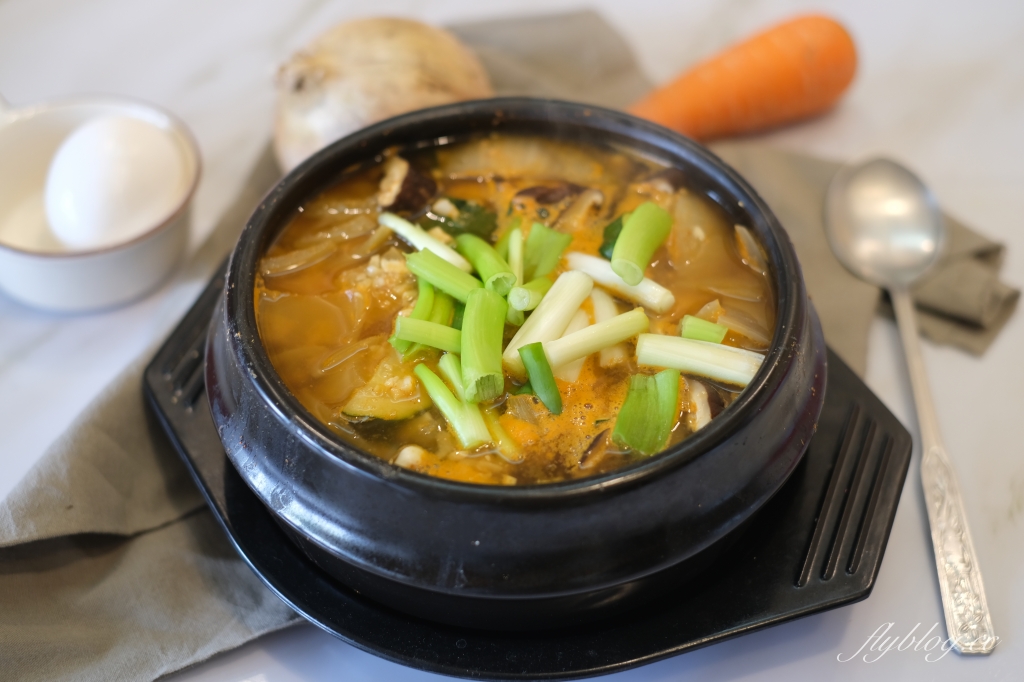 韓式大醬湯做法｜最簡單的「韓式大醬湯食譜」，一鍋到底5分鐘就可以上桌囉 @飛天璇的口袋