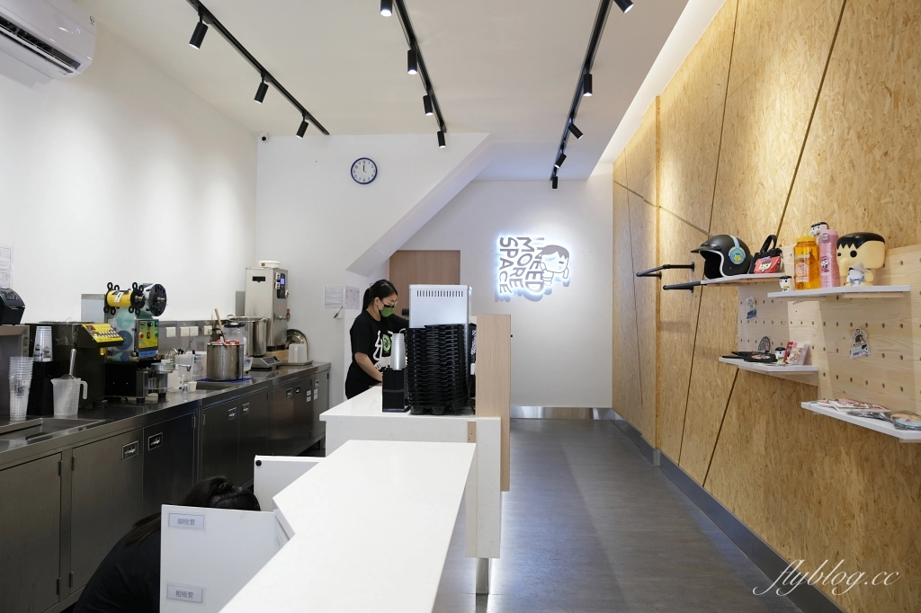 Ecstasy象鼻人烏龍茶專賣店｜台灣第一間門市在台中！潮牌Ecstasy象鼻人手搖飲料專賣店 @飛天璇的口袋