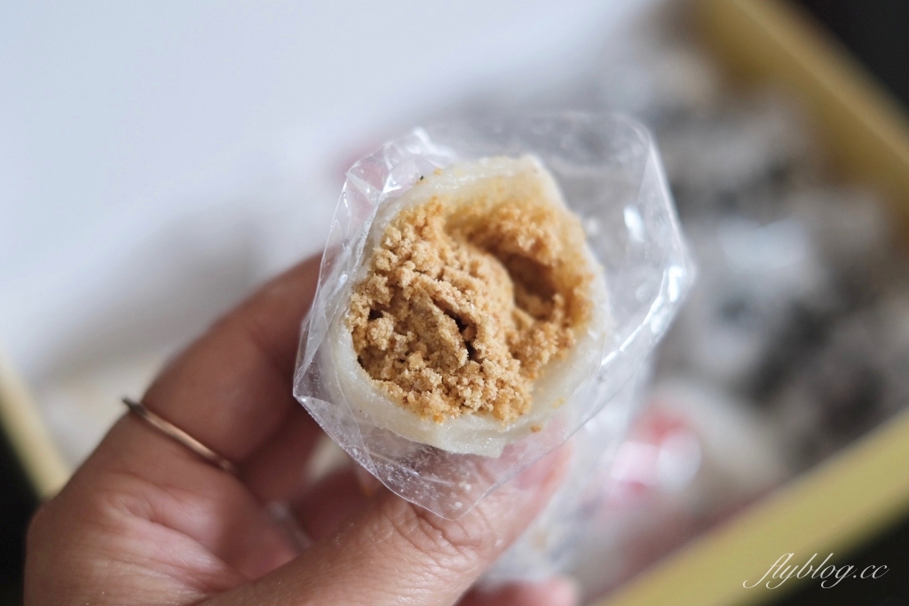 花蓮美食｜阿傳師麻糬．花蓮50年的麻糬老店，開門兩個小時內就完售 @飛天璇的口袋