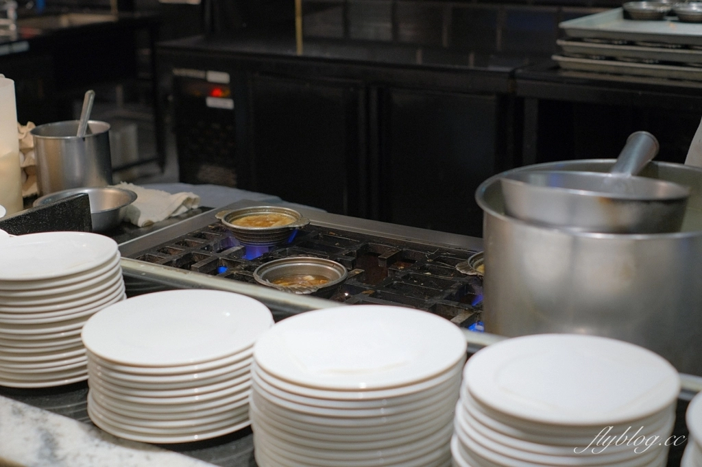 台中西區｜台中漢來海港餐廳，超過100種菜色，台中百匯吃到飽 @飛天璇的口袋