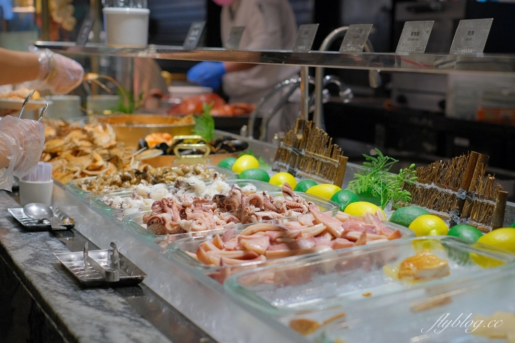 台中西區｜台中漢來海港餐廳，超過100種菜色，台中百匯吃到飽 @飛天璇的口袋