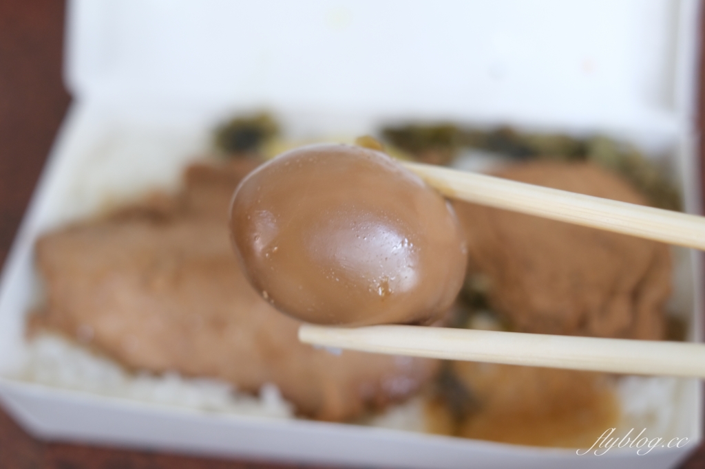 苗栗頭份｜圓光排肉餐盒，在地超過50年，國光客運旁的便當店，吃的是一種懷舊和氛圍 @飛天璇的口袋