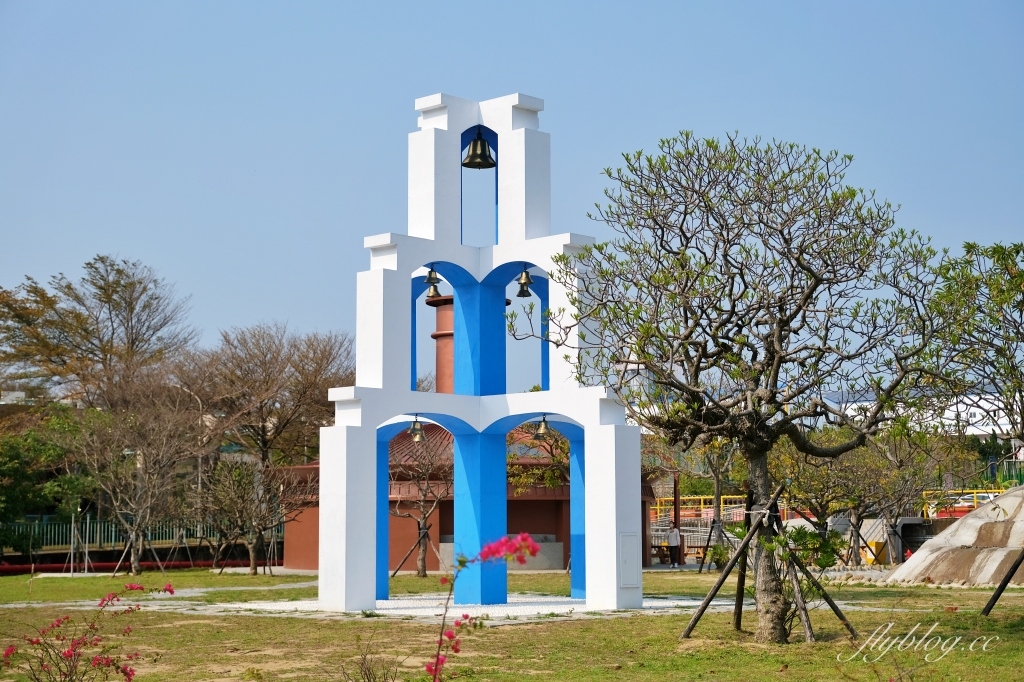 苗栗竹南｜竹南啤酒廠，草地上超大啤酒裝置藝術，還有免費台啤可以試喝 @飛天璇的口袋