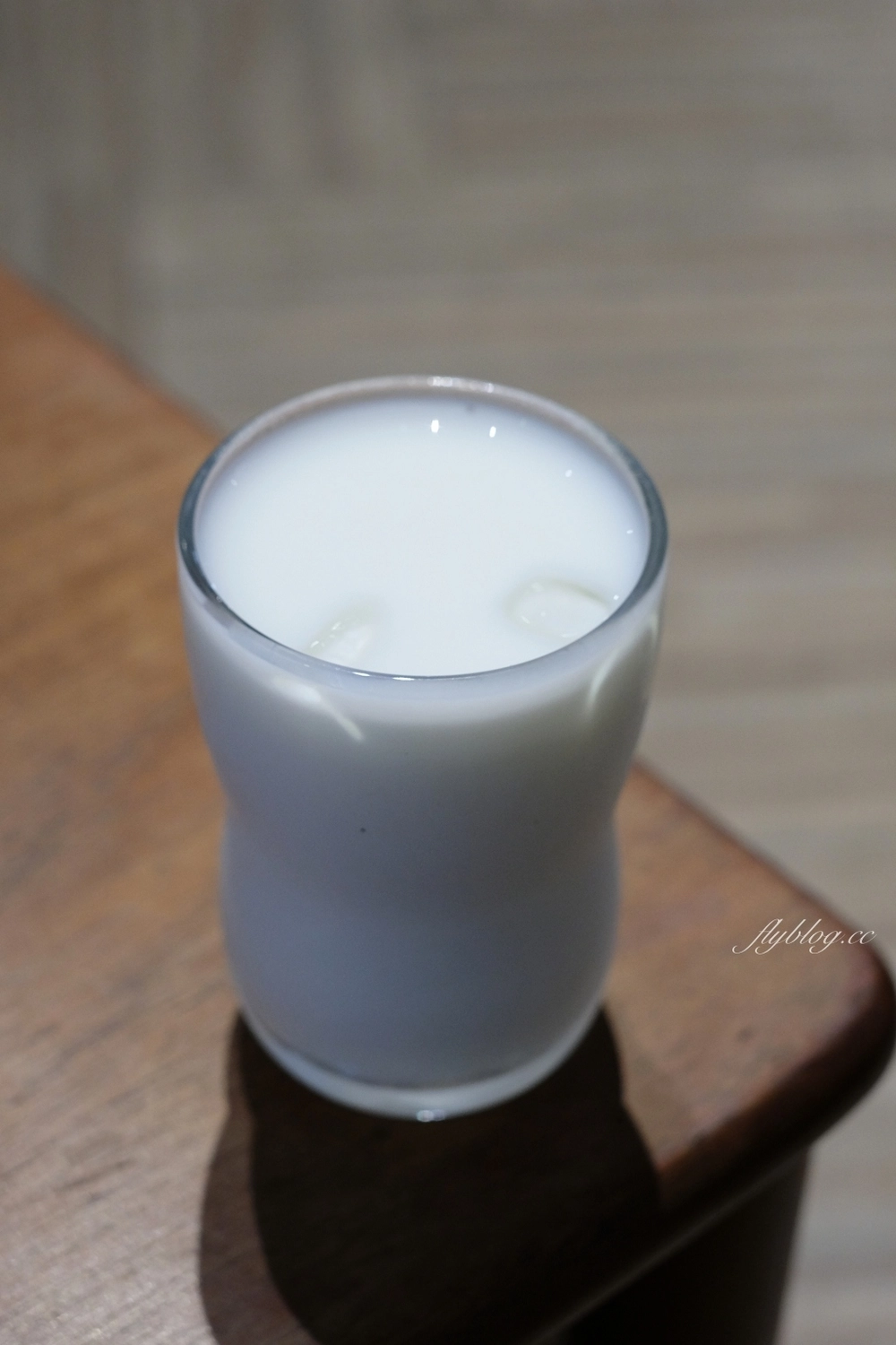 台中西區｜若草甜點店，隱身模範街商圈裡的甜點店，沒有招牌在IG卻是超人氣 @飛天璇的口袋