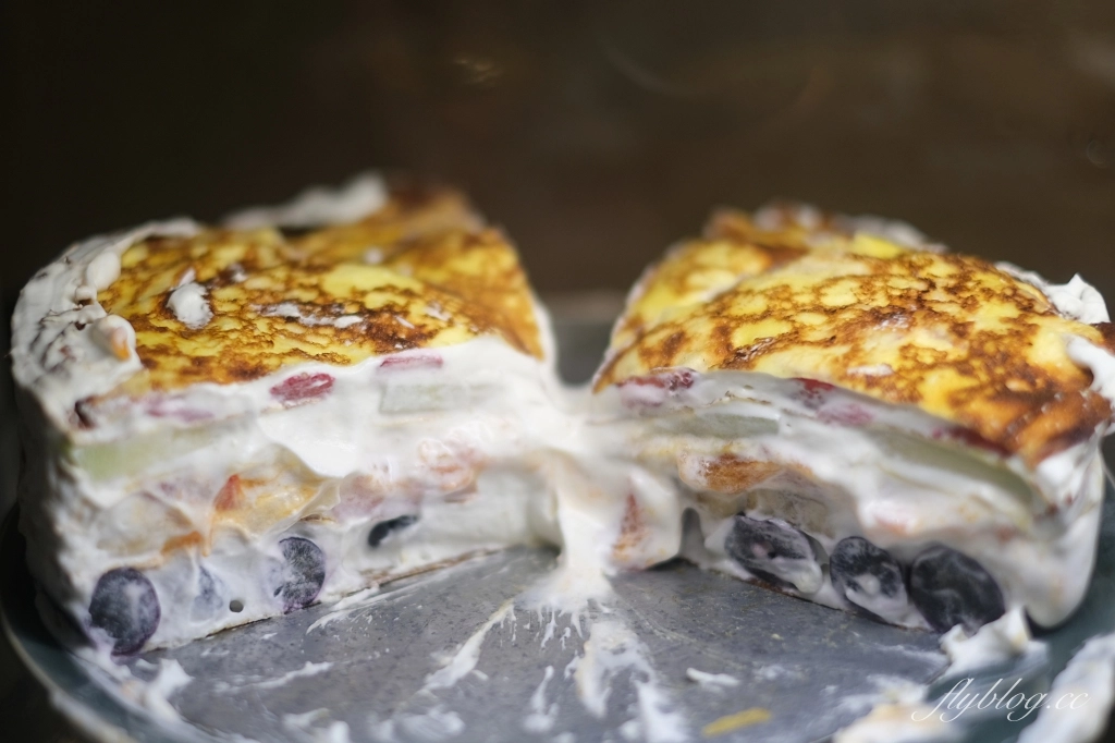 台中西區｜若草甜點店，隱身模範街商圈裡的甜點店，沒有招牌在IG卻是超人氣 @飛天璇的口袋