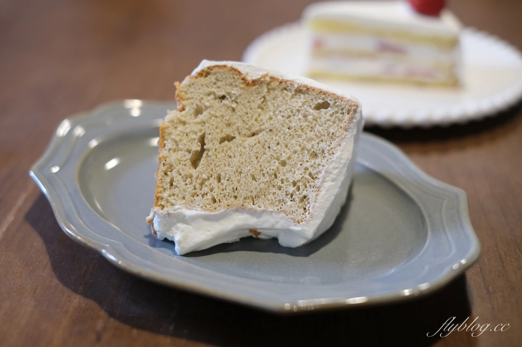 台中西區｜若草甜點店，隱身模範街商圈裡的甜點店，沒有招牌在IG卻是超人氣 @飛天璇的口袋