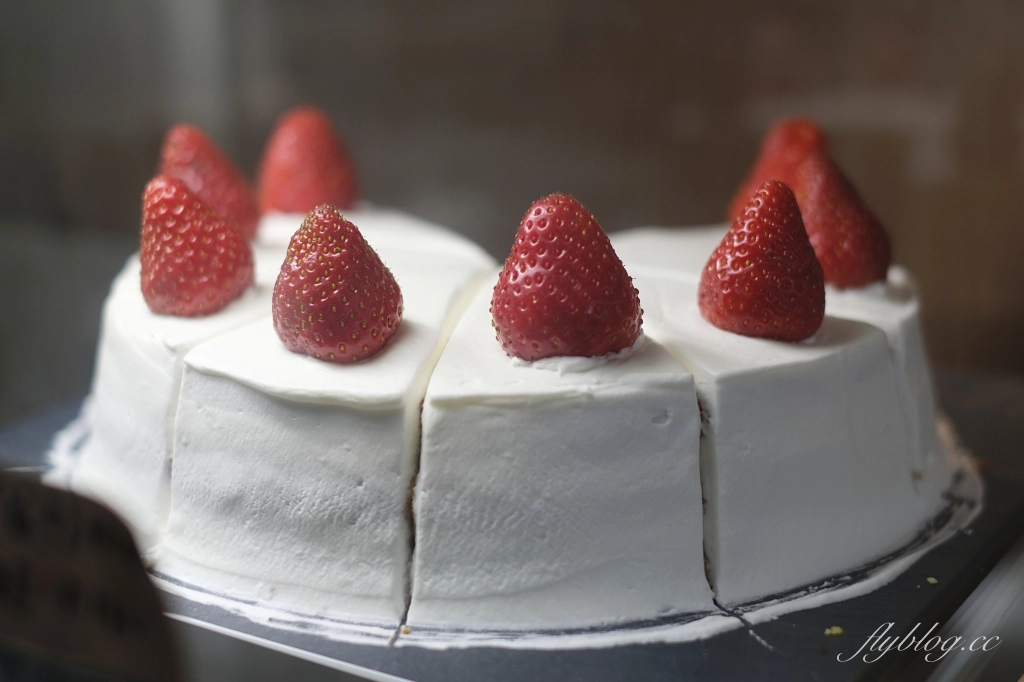 台中西區｜若草甜點店，隱身模範街商圈裡的甜點店，沒有招牌在IG卻是超人氣 @飛天璇的口袋