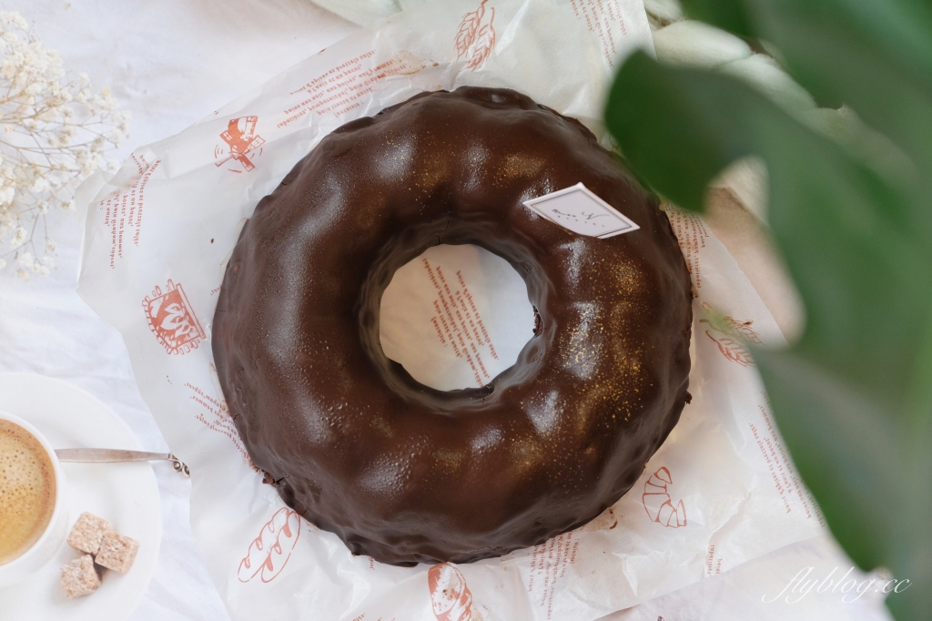 台北松山｜Miss V Bakery，蘋果日報評比肉桂捲冠軍，季節限定手工鐵盒餅乾，最愛的惡魔巧克力蛋糕 @飛天璇的口袋