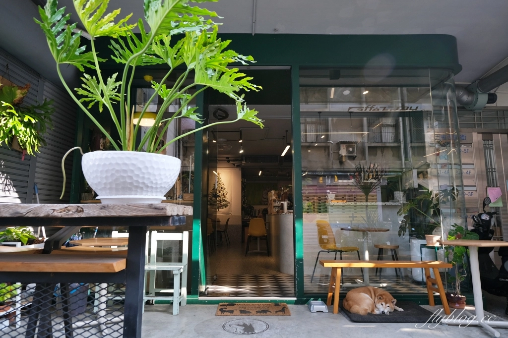 台中西區｜Terry Cafe 仁將咖啡．有各種口味的肉桂捲，台中美術館週邊咖啡館 @飛天璇的口袋