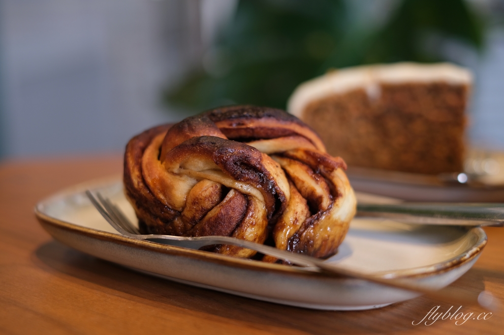 台中西區｜Terry Cafe 仁將咖啡．有各種口味的肉桂捲，台中美術館週邊咖啡館 @飛天璇的口袋