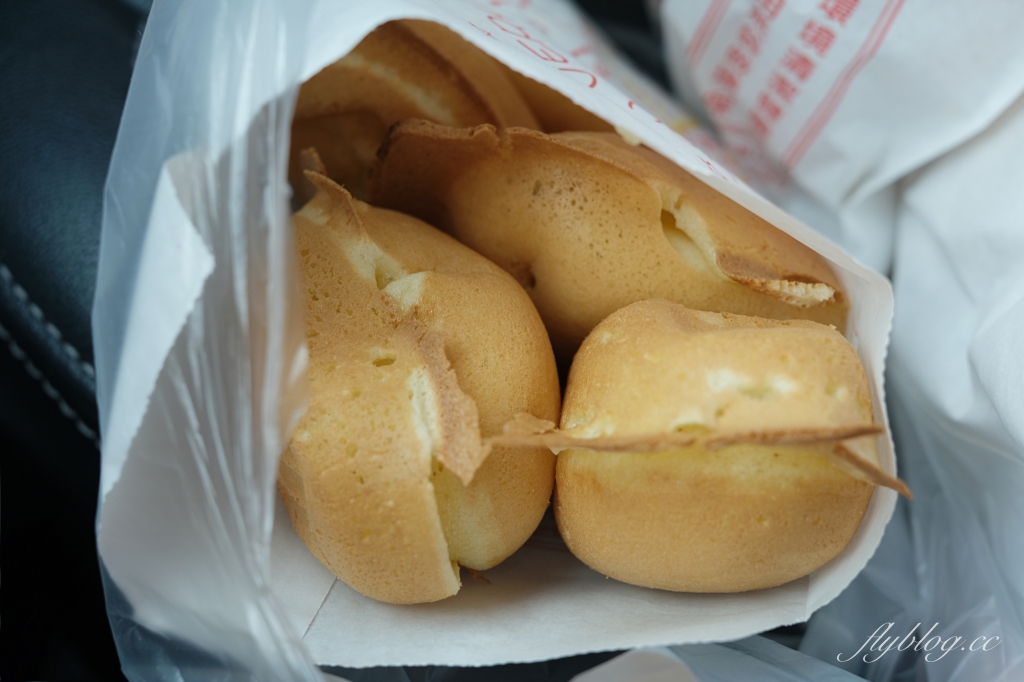 向上市場雞蛋糕|樸實無華的銅板美食,吃的是一種懷舊的古早味 @飛天璇的口袋 向上市場雞蛋糕|樸實無華的銅板美食,吃的是一種懷舊的古早味 @飛天璇的口袋