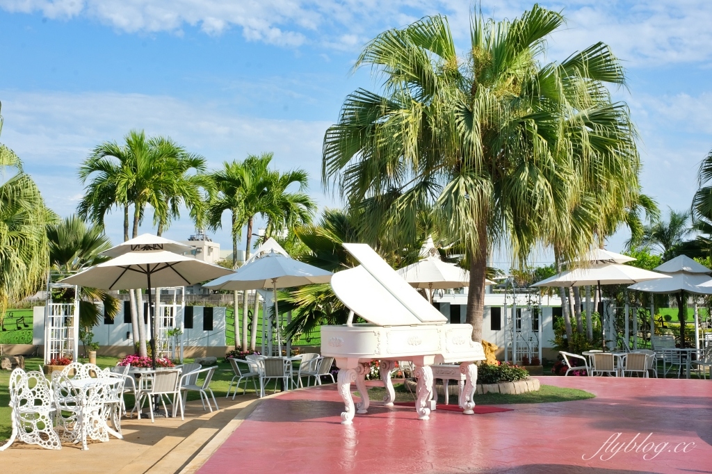 進昌咖啡烘焙館｜座落於大村田野間的巴洛克建築，在浪漫的黃色城堡喝咖啡 @飛天璇的口袋