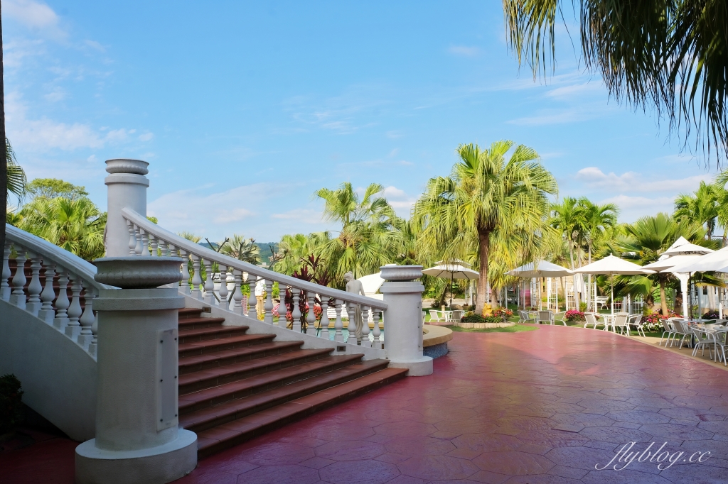 進昌咖啡烘焙館｜座落於大村田野間的巴洛克建築，在浪漫的黃色城堡喝咖啡 @飛天璇的口袋