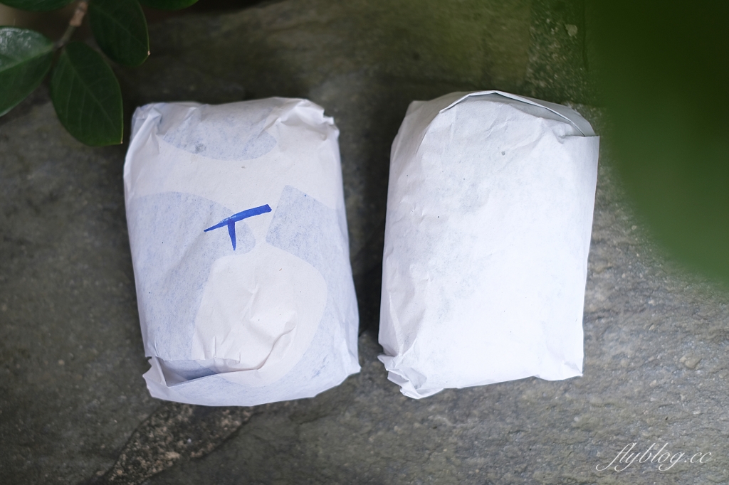 台中西屯｜青海路日式飯糰吐司，還有少見的厚蛋、卜肉和鮭魚口味 @飛天璇的口袋